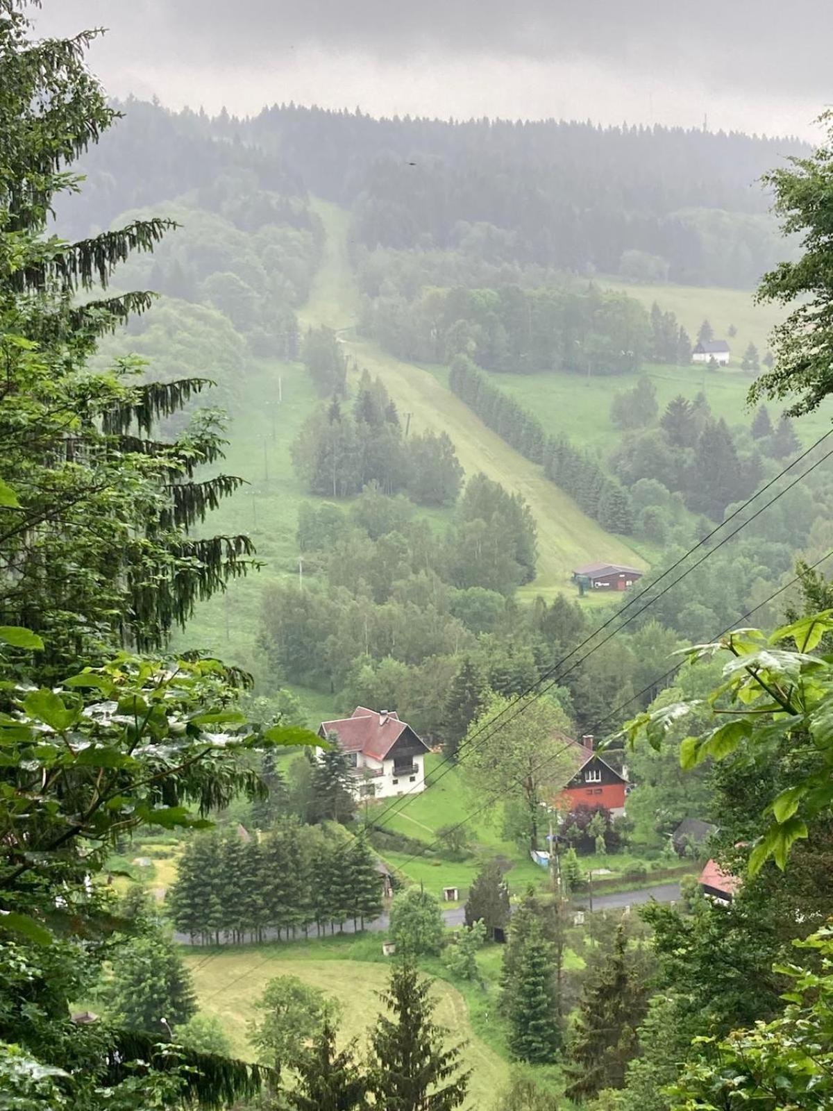 Apartamento Apartman Pod Sjezdovkou Český Jiřetín Exterior foto